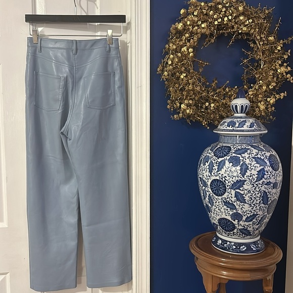 NWOT Women’s Wilfred Aritzia Baby Blue Faux Vegan Leather Pants Size 2 - Picture 5 of 9